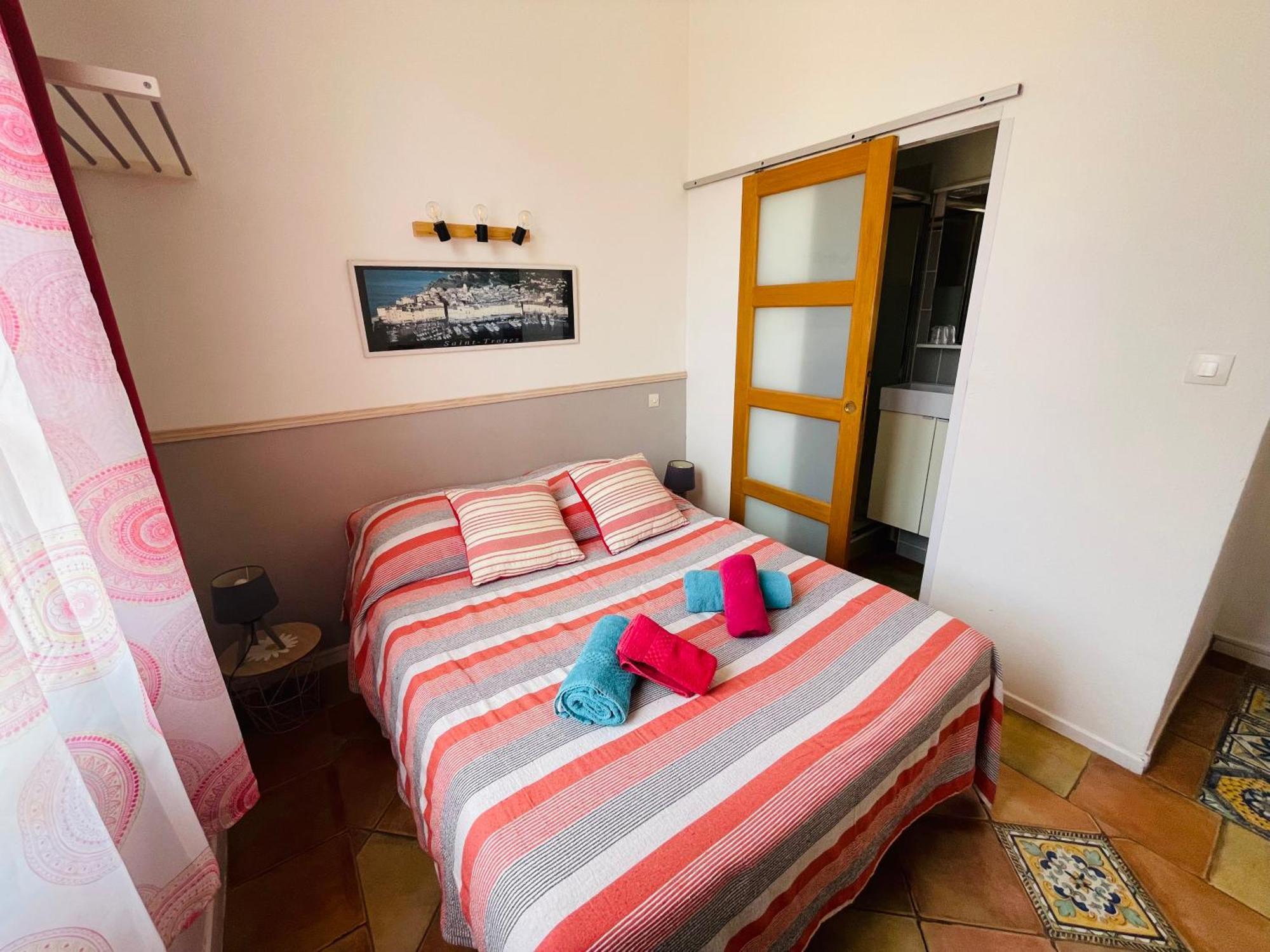 Hotel L'Escale Au Soleil سانت أي جولف المظهر الخارجي الصورة