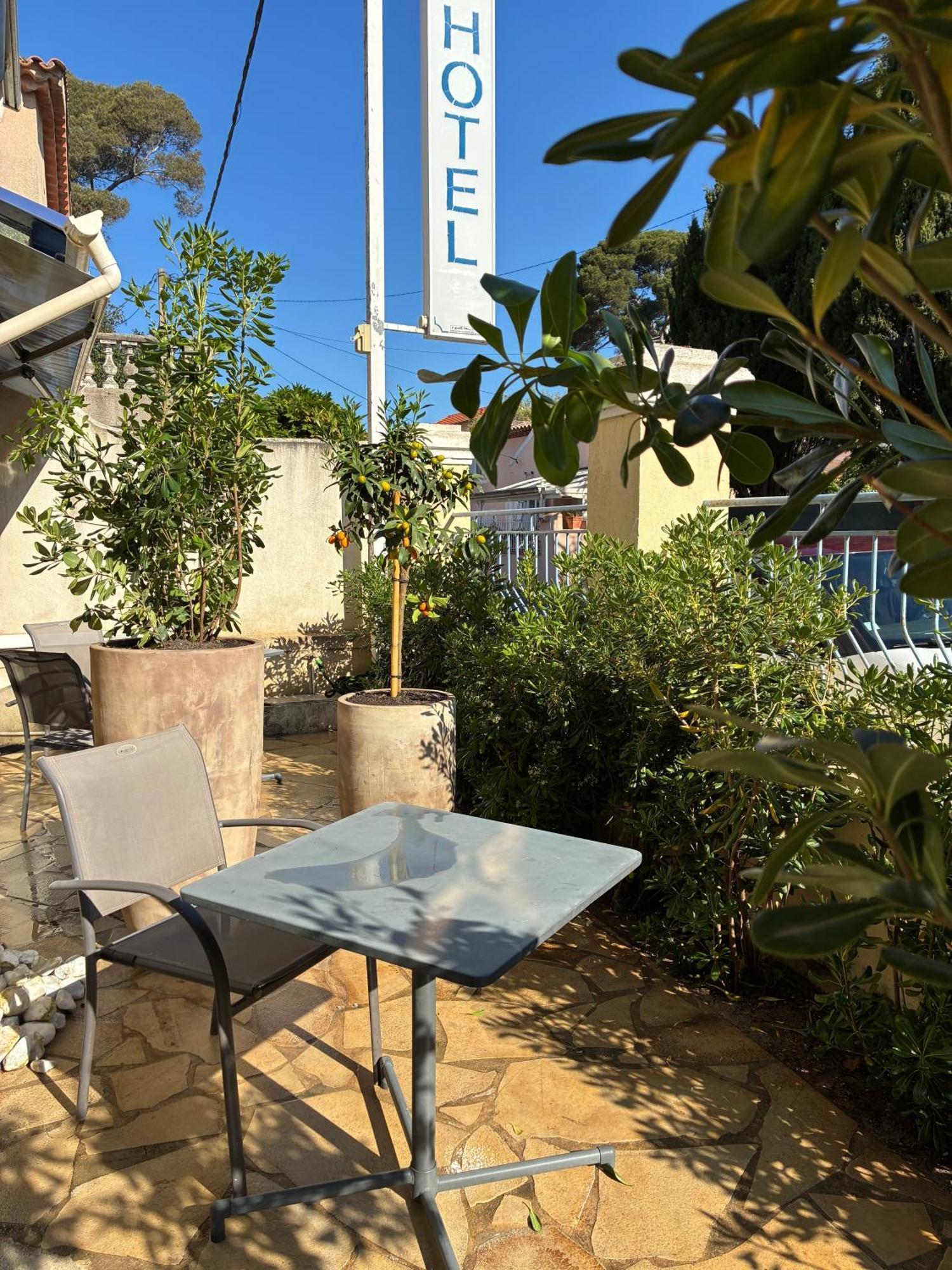 Hotel L'Escale Au Soleil سانت أي جولف المظهر الخارجي الصورة